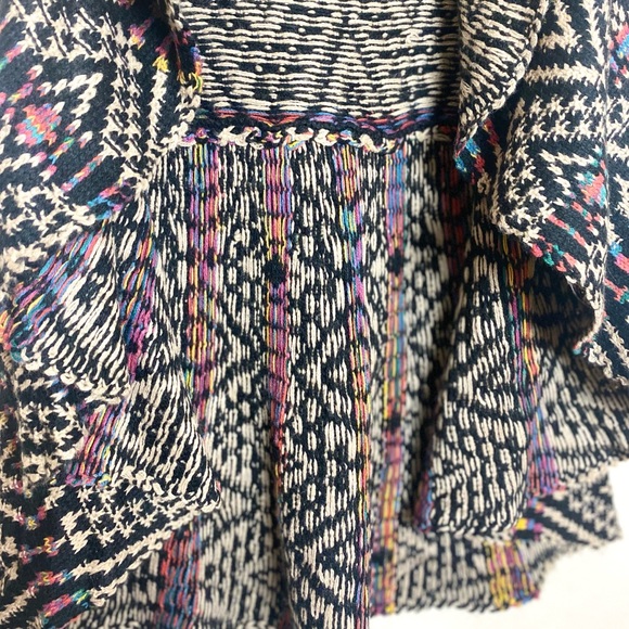 NWT Multicolor Sleeveless Knit Cardigan Vest - Picture 3 of 3